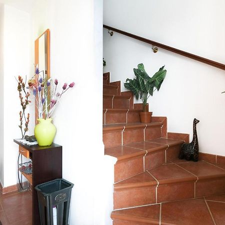 3 Bedroom Awesome Home In La Algaba Екстер'єр фото