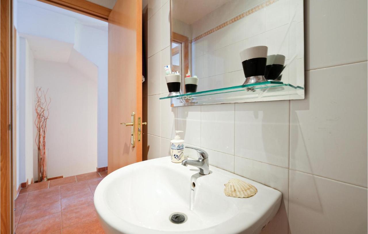 3 Bedroom Awesome Home In La Algaba Екстер'єр фото